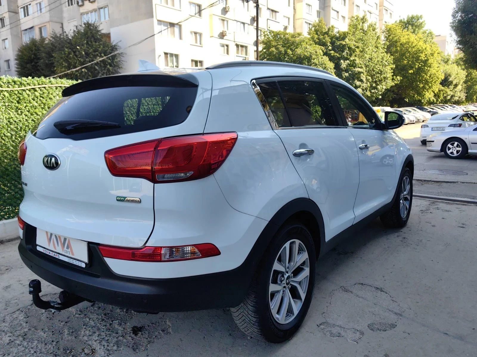Kia Sportage 1.6i-136к.с Фейслифт Ксенон Кожа Навигация, снимка 4 - Автомобили и джипове - 55478304