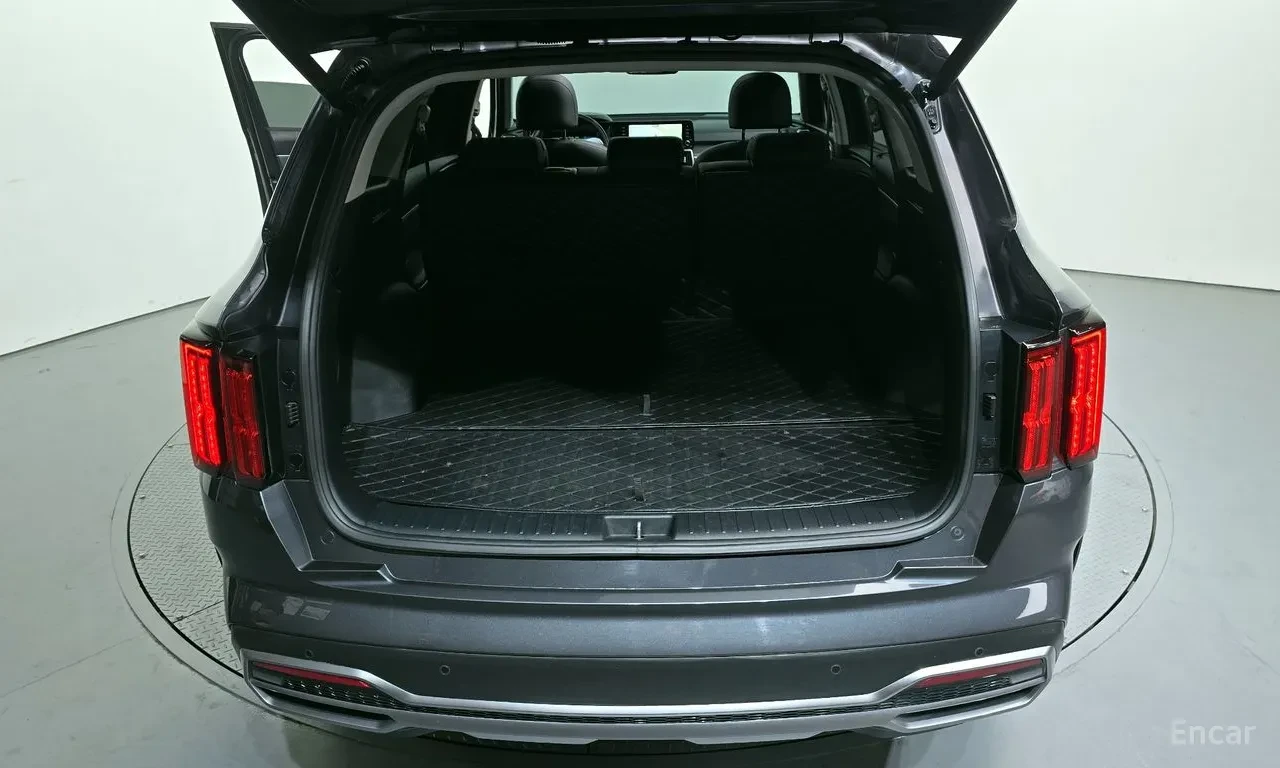 Kia Sorento 2.2 DIESEL AWD / GRAVITY / 360 КАМЕРИ /ОБДУХ/PANO , снимка 17 - Автомобили и джипове - 55752403