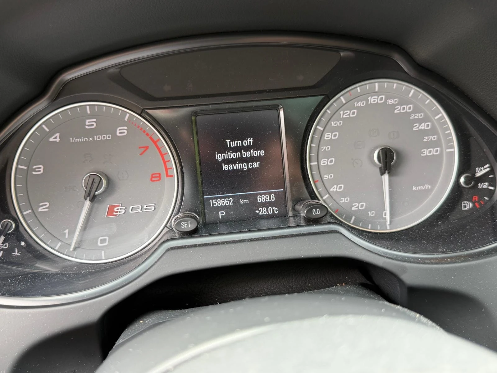 Audi SQ5  3.0T TECHNIK  S-line / ЗАДНА КАМЕРА , снимка 8 - Автомобили и джипове - 55989325