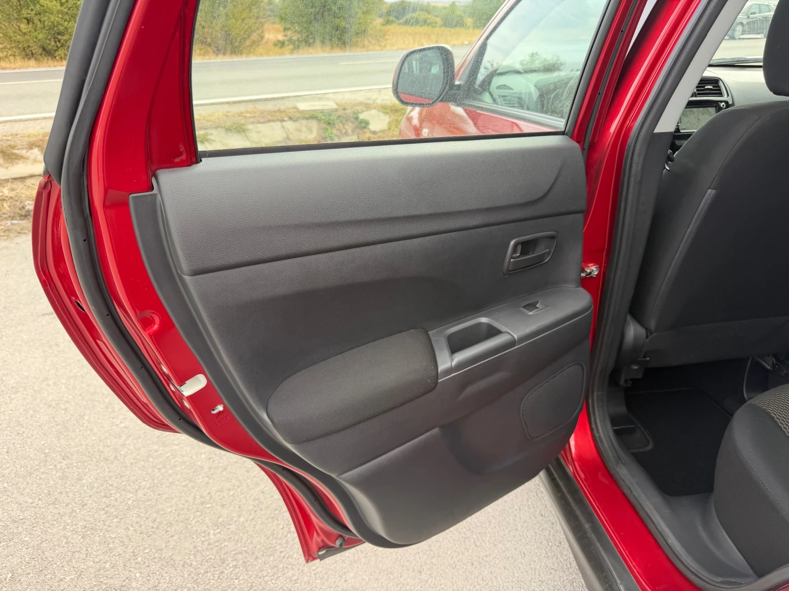 Mitsubishi ASX 1.6, снимка 9 - Автомобили и джипове - 56221639