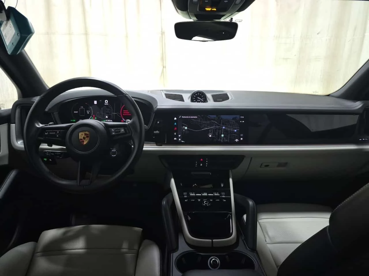 Porsche Cayenne E HYBRID * CARFAX * ФИНАНСИРАНЕ, снимка 11 - Автомобили и джипове - 56378321