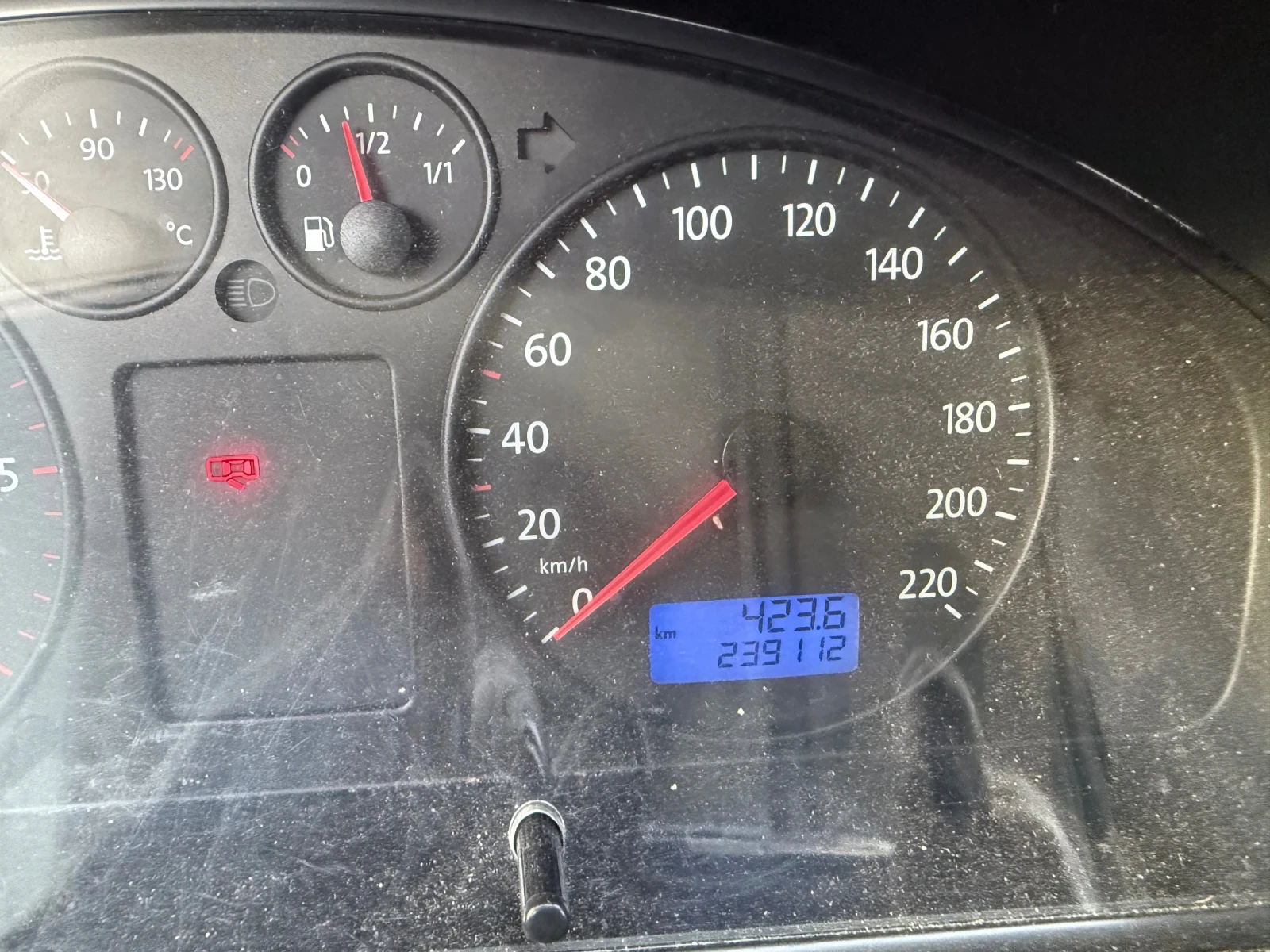 VW Transporter 2.5TDI 131hp TOP!!!, снимка 6 - Бусове и автобуси - 54220761