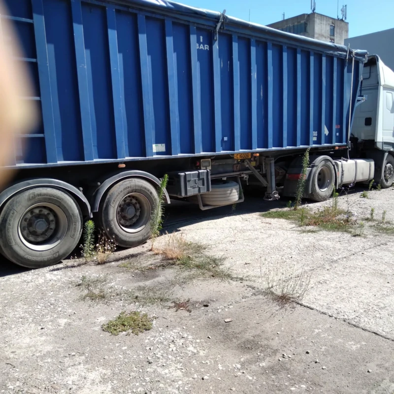 Iveco Stralis, снимка 3 - Камиони - 51271878