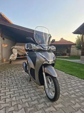 Honda Sh 350 ABS TC LED, снимка 3
