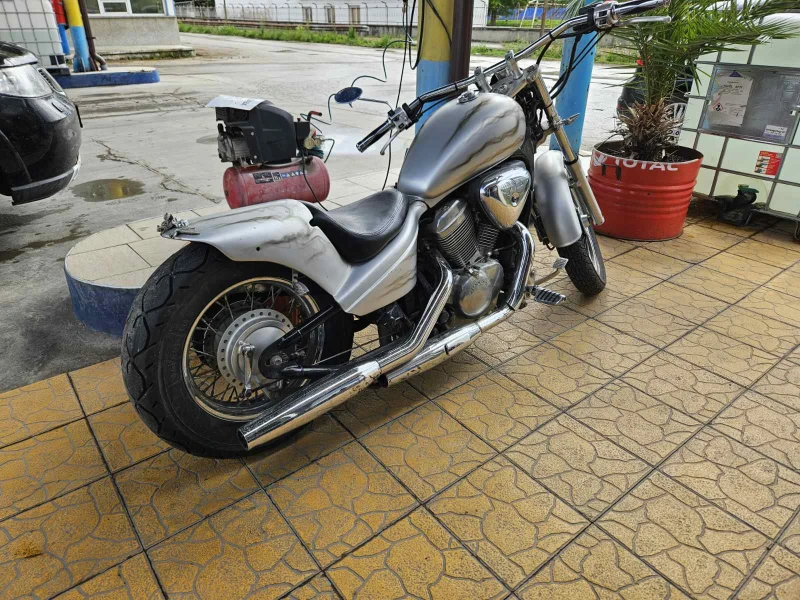 Honda Shadow VT600C, снимка 2 - Мотоциклети и мототехника - 52512499