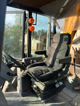 Багер Друга марка MF 860, снимка 8