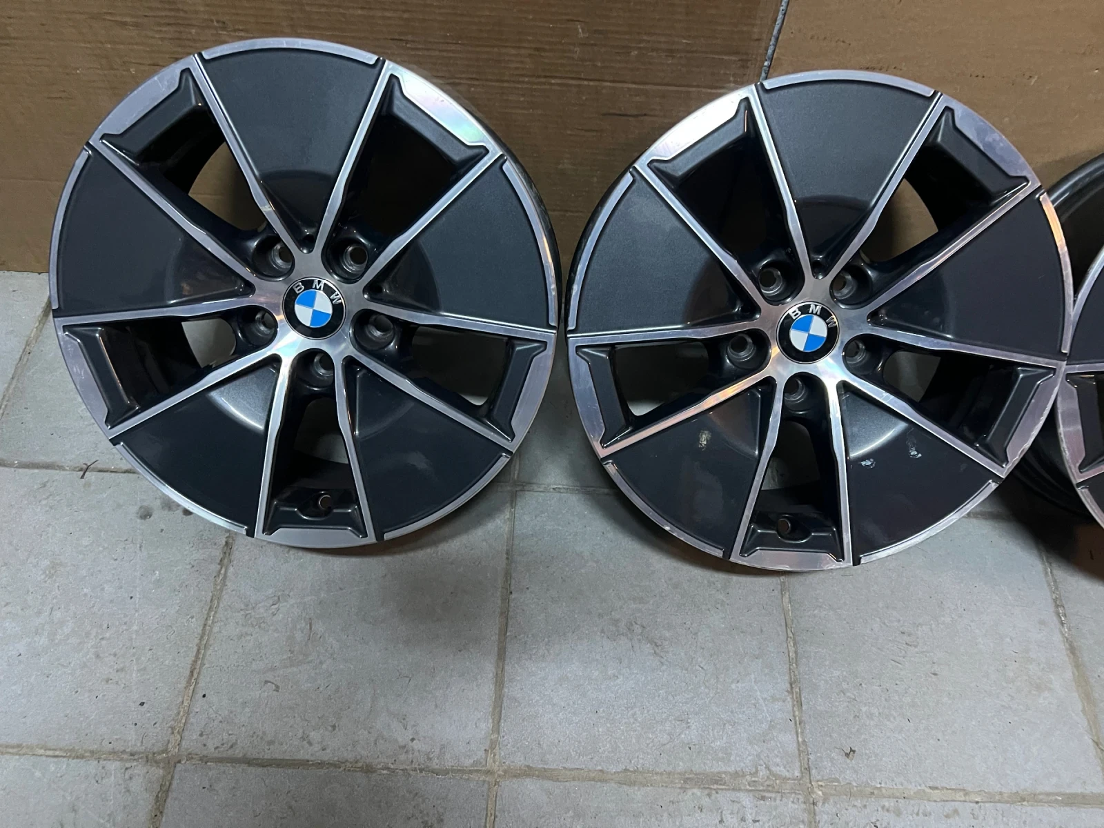 ������ | Mobile.bg � ����������� 3