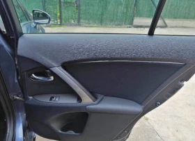 Toyota Avensis 2.2 150 к.с., снимка 9