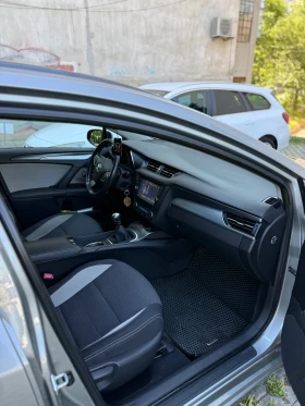 Toyota Avensis 1.8 147 кс., снимка 9