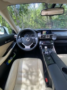 Lexus IS 300 h Luxury, снимка 8