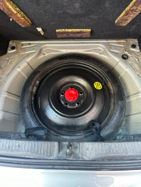 Toyota Auris, снимка 12