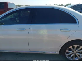 Mercedes-Benz E 300 * 4MATIC * CARFAX * БЕЗ ПЪРВОНАЧАЛНА ВНОСКА - 24650 лв. / 12603.34 € - 19359554 14