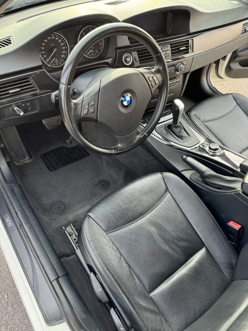 BMW 320 xDrive 4x4, снимка 10 - Автомобили и джипове - 47233729