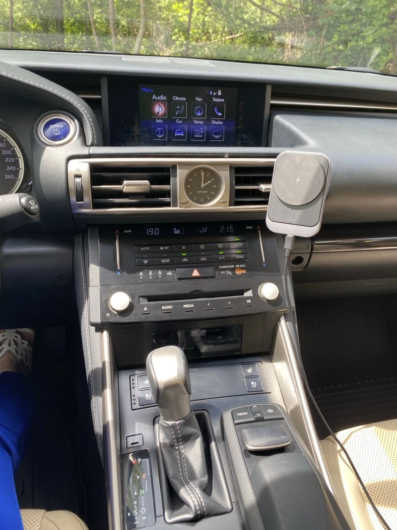 Lexus IS 300 h Luxury, снимка 7 - Автомобили и джипове - 47454990