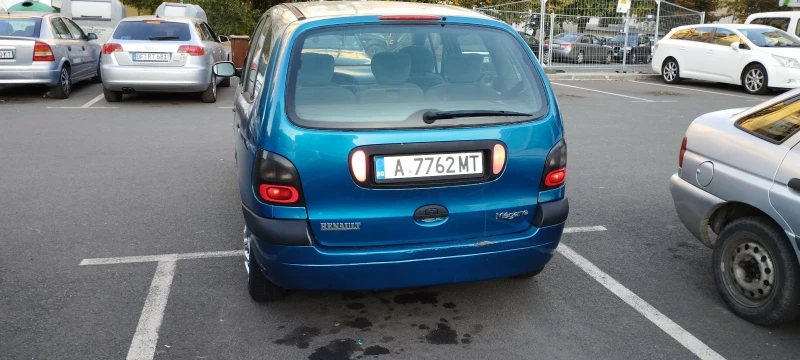 Renault Megane Scenic , снимка 4 - Автомобили и джипове - 47357211