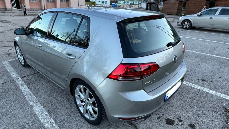 VW Golf Бензин 140 к.с., снимка 3 - Автомобили и джипове - 49496360