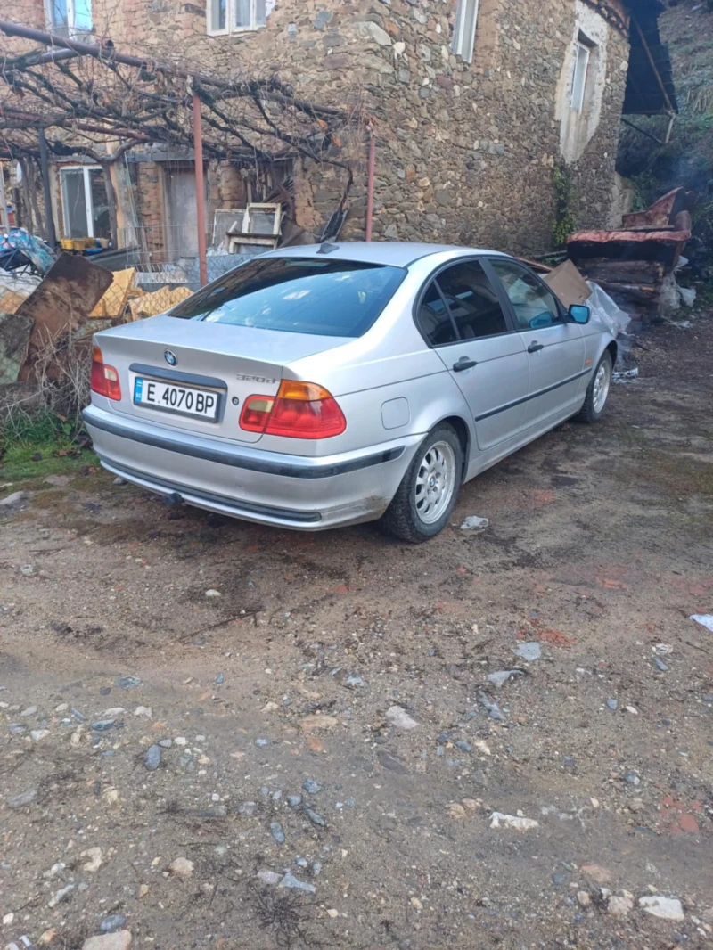 BMW 320, снимка 6 - Автомобили и джипове - 48272842