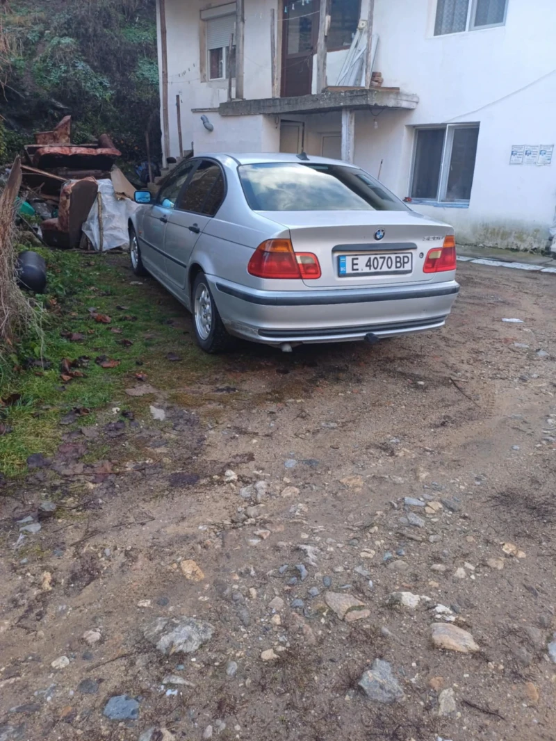 BMW 320, снимка 5 - Автомобили и джипове - 48272842