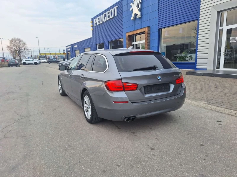 BMW 520 D* Navi/Xenon/Kamera* , снимка 4 - Автомобили и джипове - 48349620