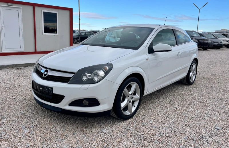 Opel Astra GTC* SPORT* COSMO* FACELIFT* 6-скорости, снимка 1 - Автомобили и джипове - 48547745