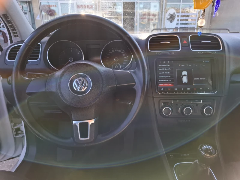 VW Golf, снимка 6 - Автомобили и джипове - 49377908