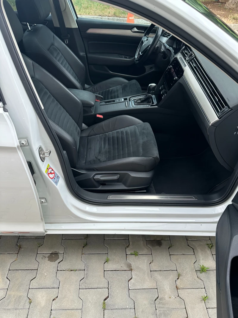 VW Passat 2.0 TDI, снимка 11 - Автомобили и джипове - 51803000