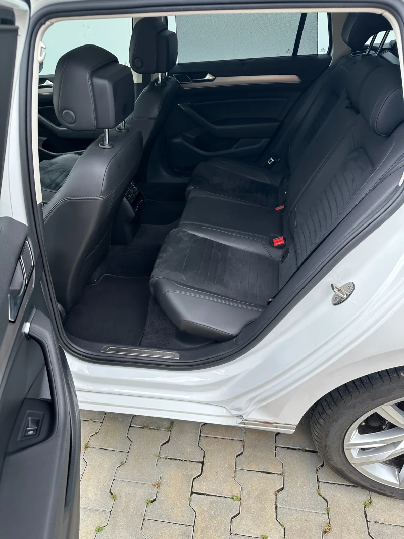 VW Passat 2.0 TDI, снимка 13 - Автомобили и джипове - 51803000