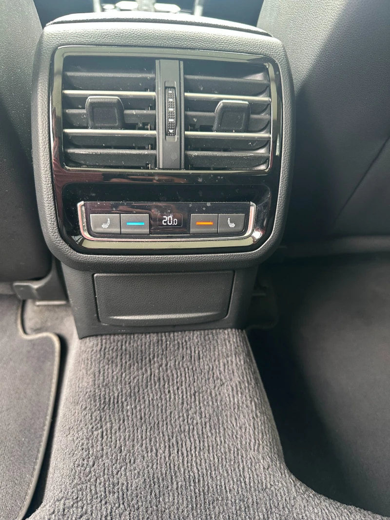 VW Passat 2.0 TDI, снимка 14 - Автомобили и джипове - 51803000