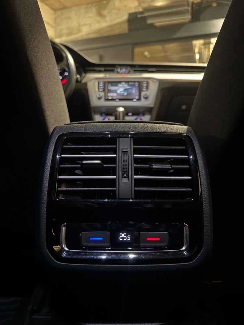 VW Passat PASSAT - 2.0 TDI - 150 к.с. - B8, снимка 12 - Автомобили и джипове - 52493679