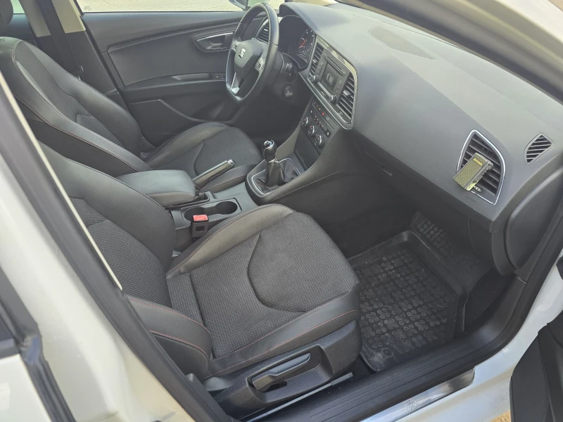 Seat Leon 2.0TDI/FR/LED/НАПЪЛНО ОБСЛУЖЕН, снимка 12 - Автомобили и джипове - 52816087