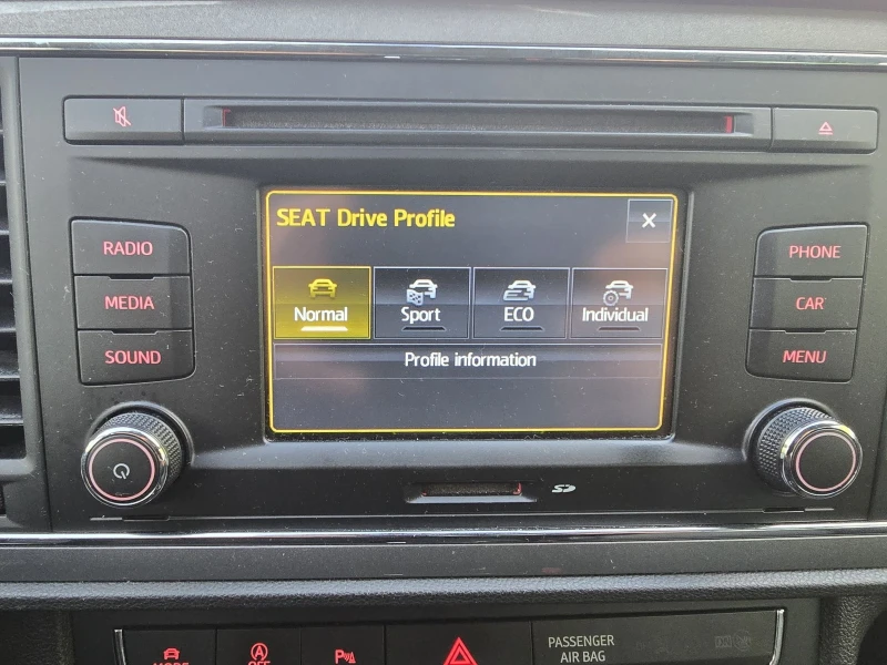 Seat Leon 2.0TDI/FR/LED/НАПЪЛНО ОБСЛУЖЕН, снимка 16 - Автомобили и джипове - 52816087