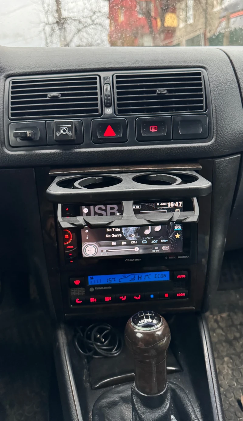 VW Golf, снимка 6 - Автомобили и джипове - 53012350