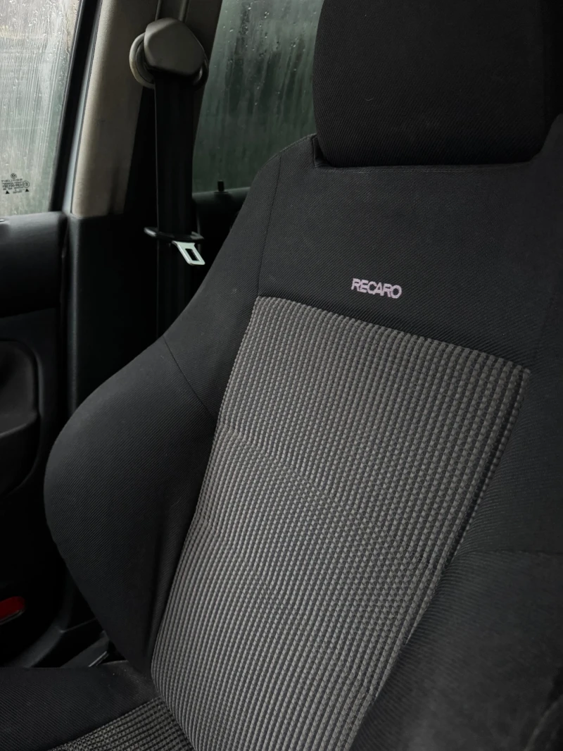 VW Golf, снимка 9 - Автомобили и джипове - 53012350