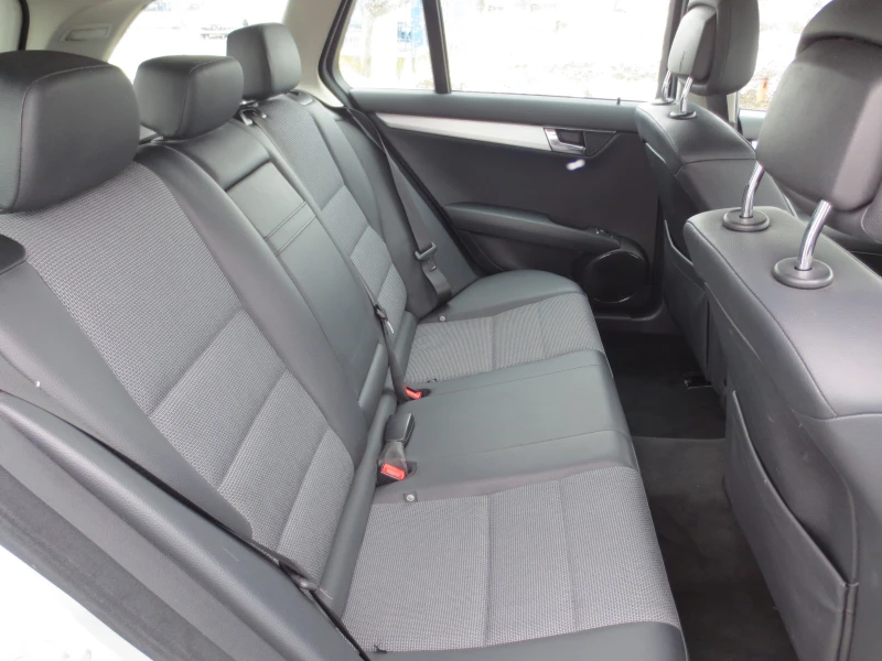 Mercedes-Benz 220 2.2 CDI * 646* , снимка 11 - Автомобили и джипове - 53323558