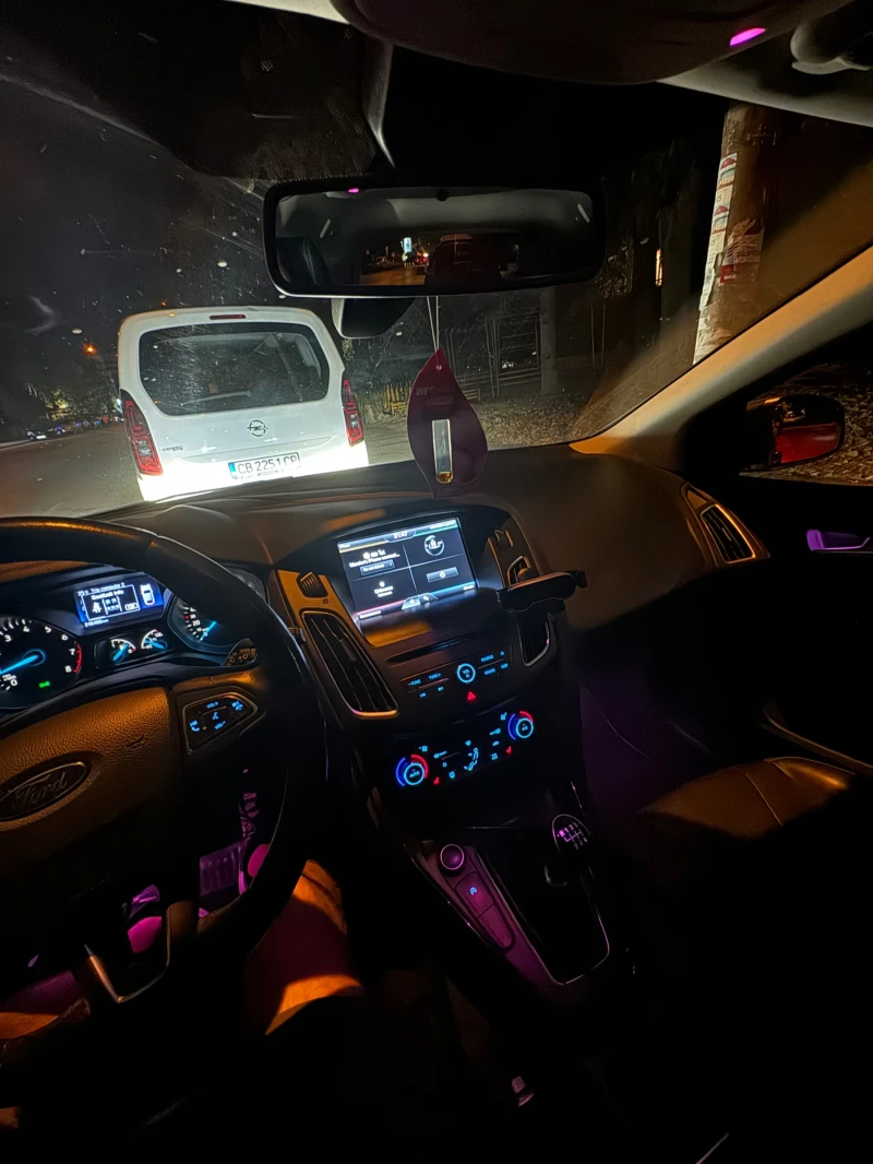 Ford Focus ST пакет1.5 182hp , снимка 6 - Автомобили и джипове - 53478912