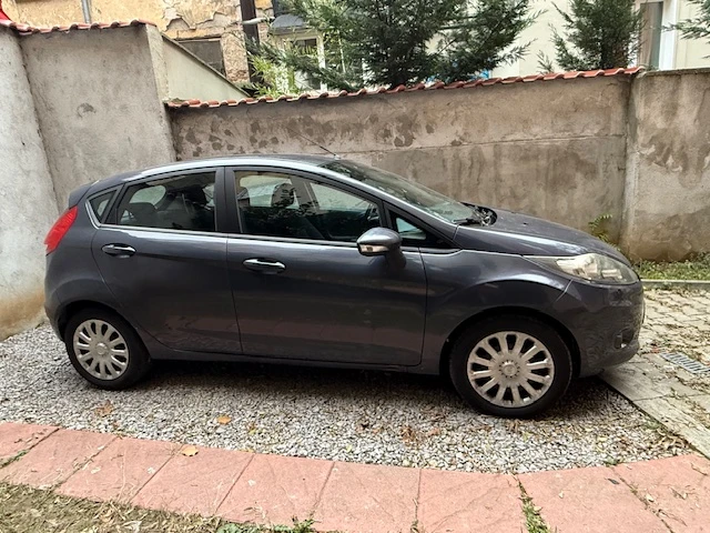 Ford Fiesta, снимка 2 - Автомобили и джипове - 52840086