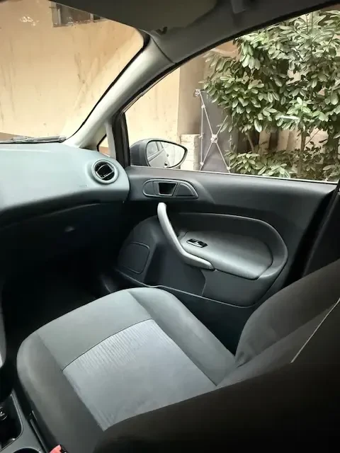 Ford Fiesta, снимка 13 - Автомобили и джипове - 52840086