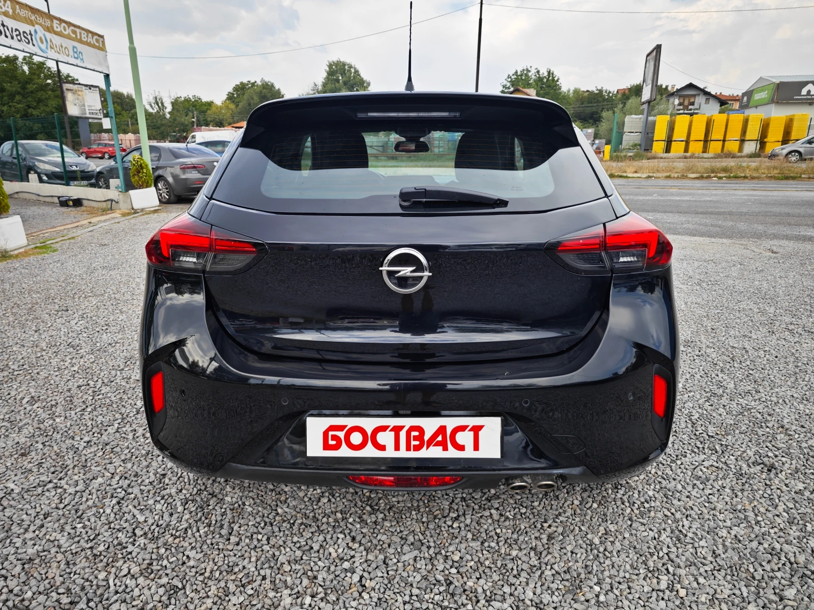 Opel Corsa 1, 2 GSi FULL  - изображение 4