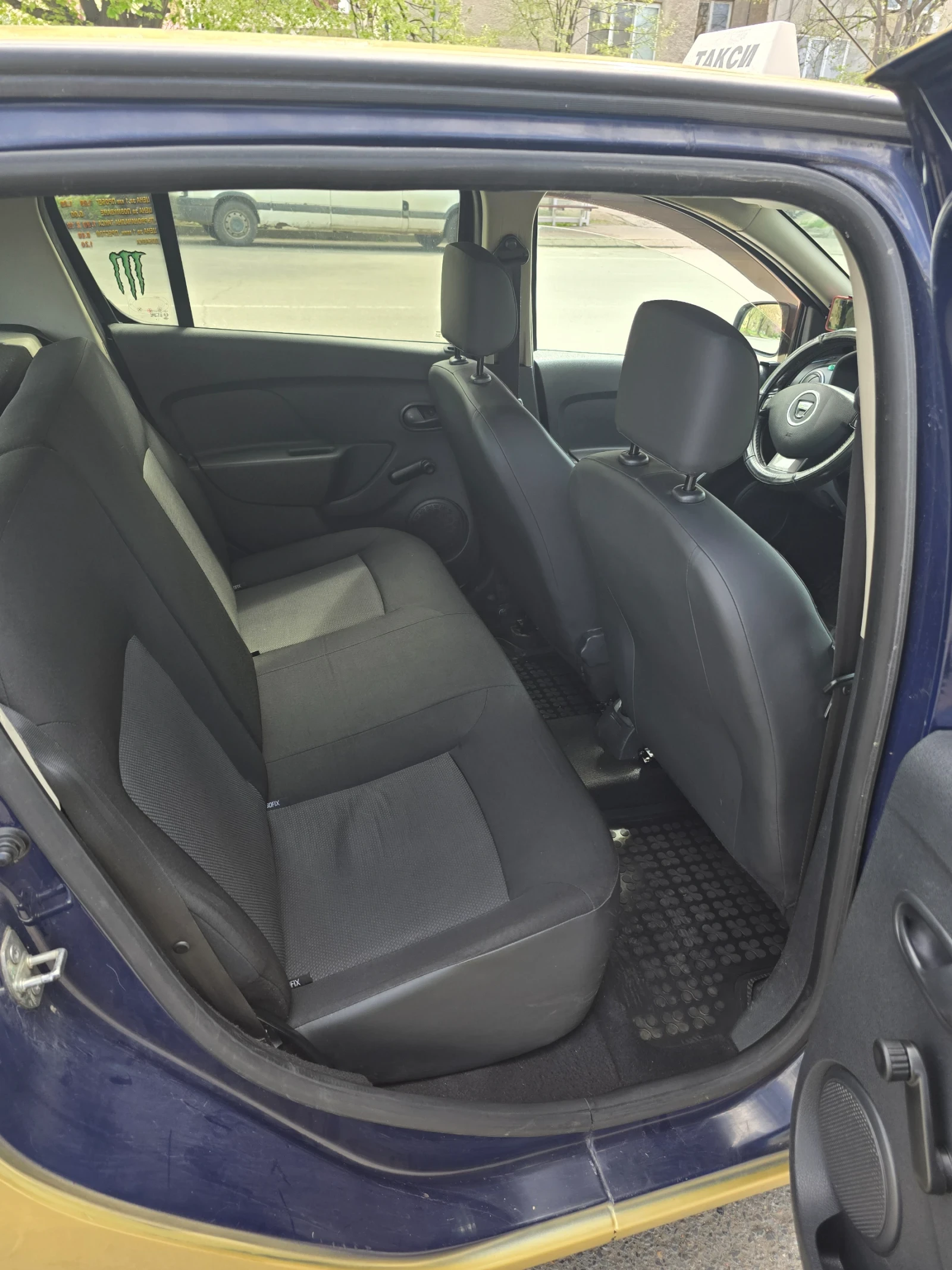 Dacia Sandero  - изображение 5