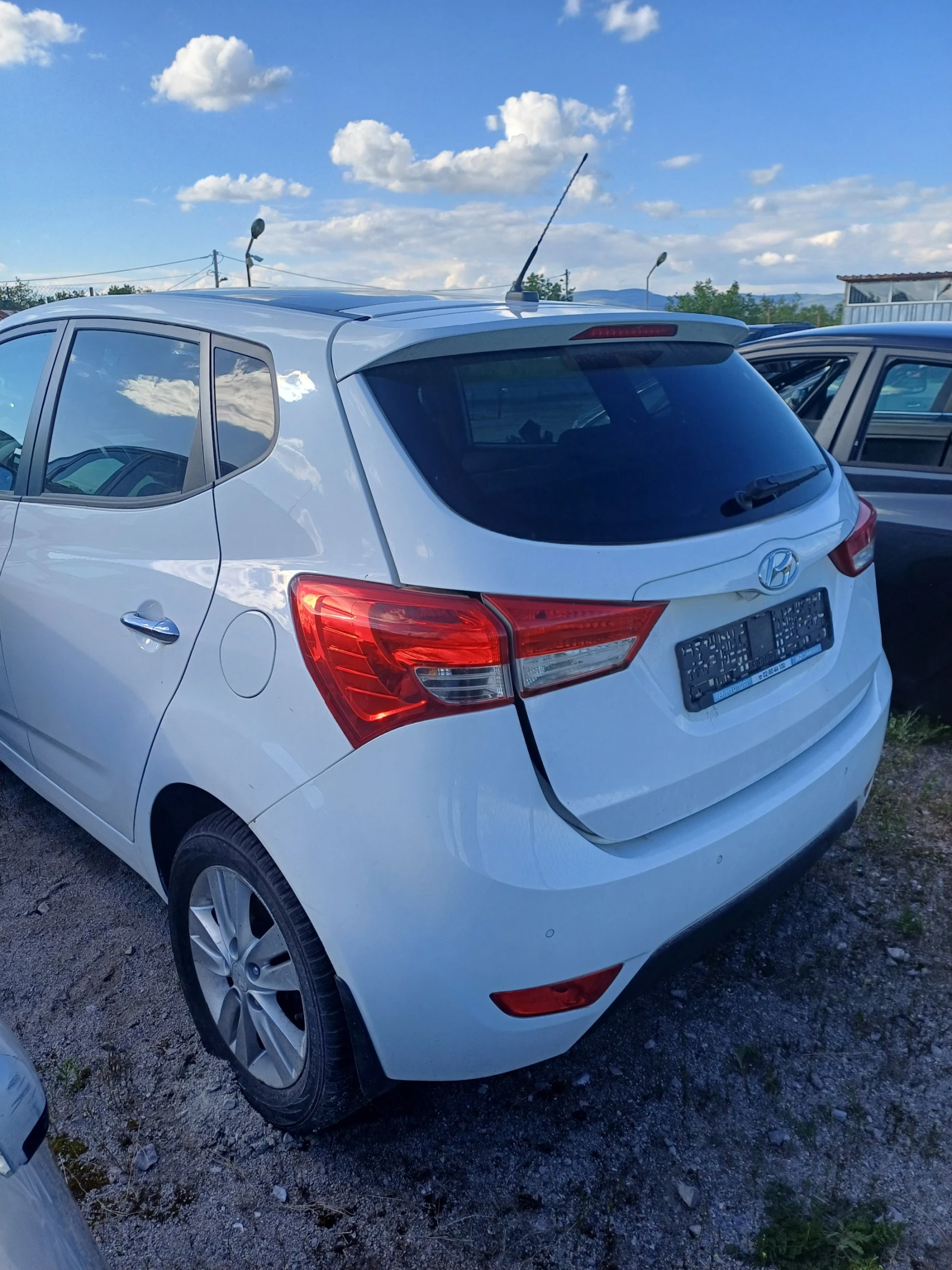 Hyundai Ix20 1.4crdi-на части - изображение 3