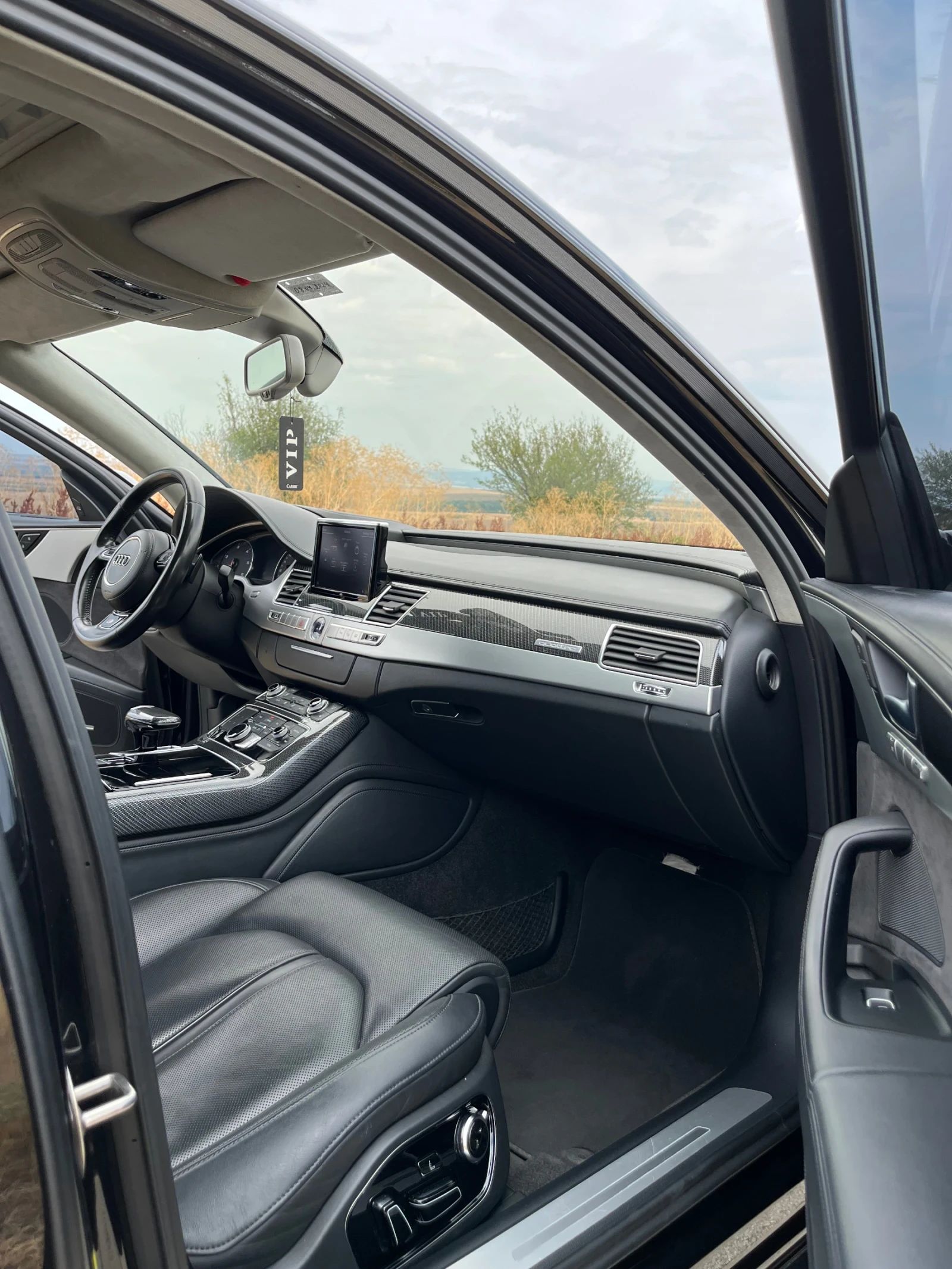 Audi A8 4.2 TDI - изображение 7