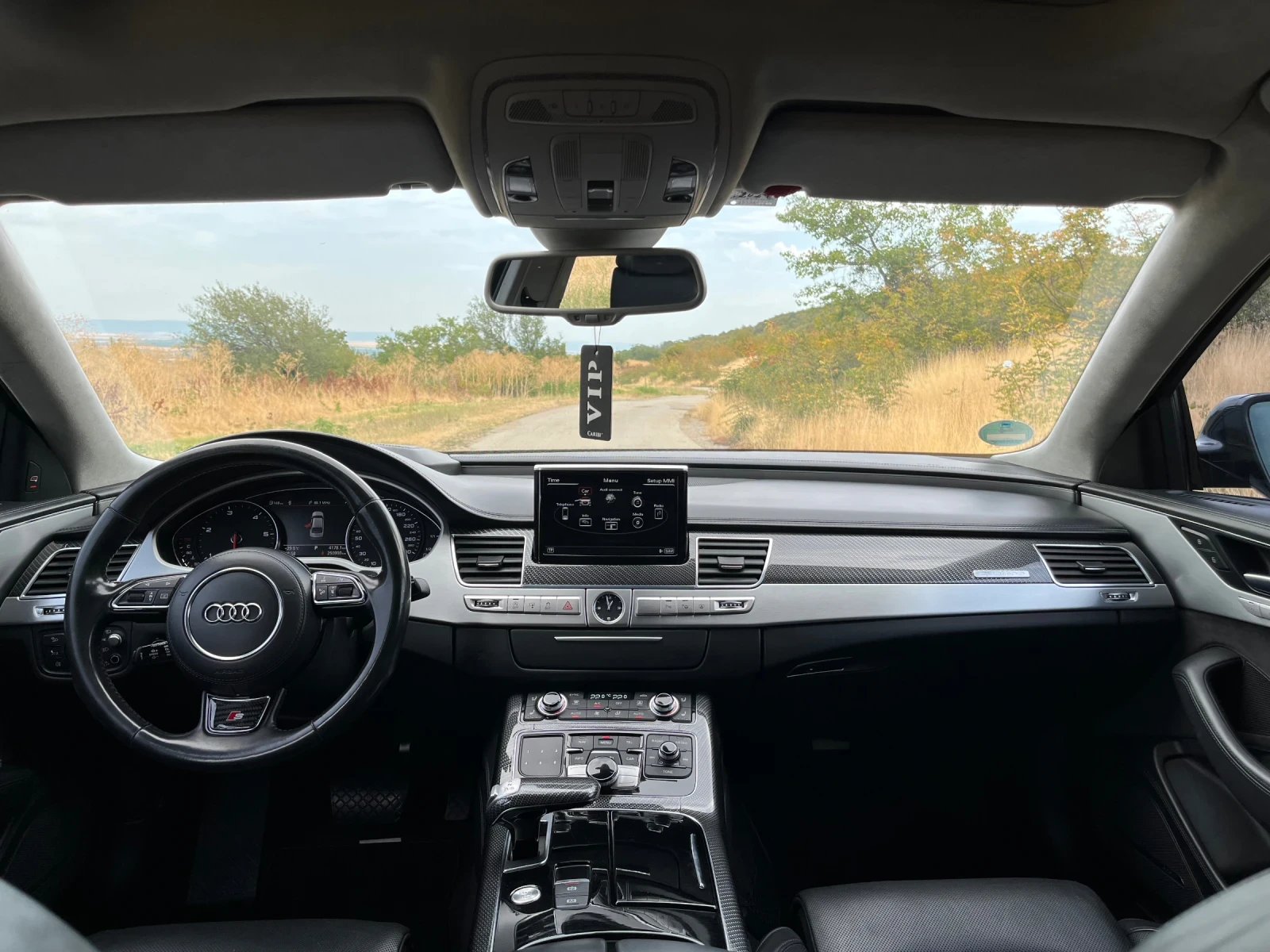 Audi A8 4.2 TDI - изображение 8