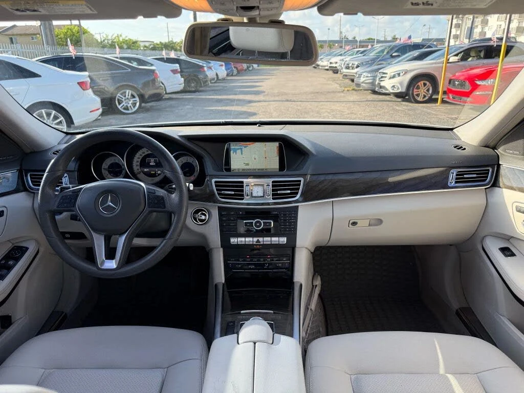 Mercedes-Benz E 350 * AMG Line * HeadUp * * AвтоКредит* (ЦЕНА ДО БГ) - изображение 10