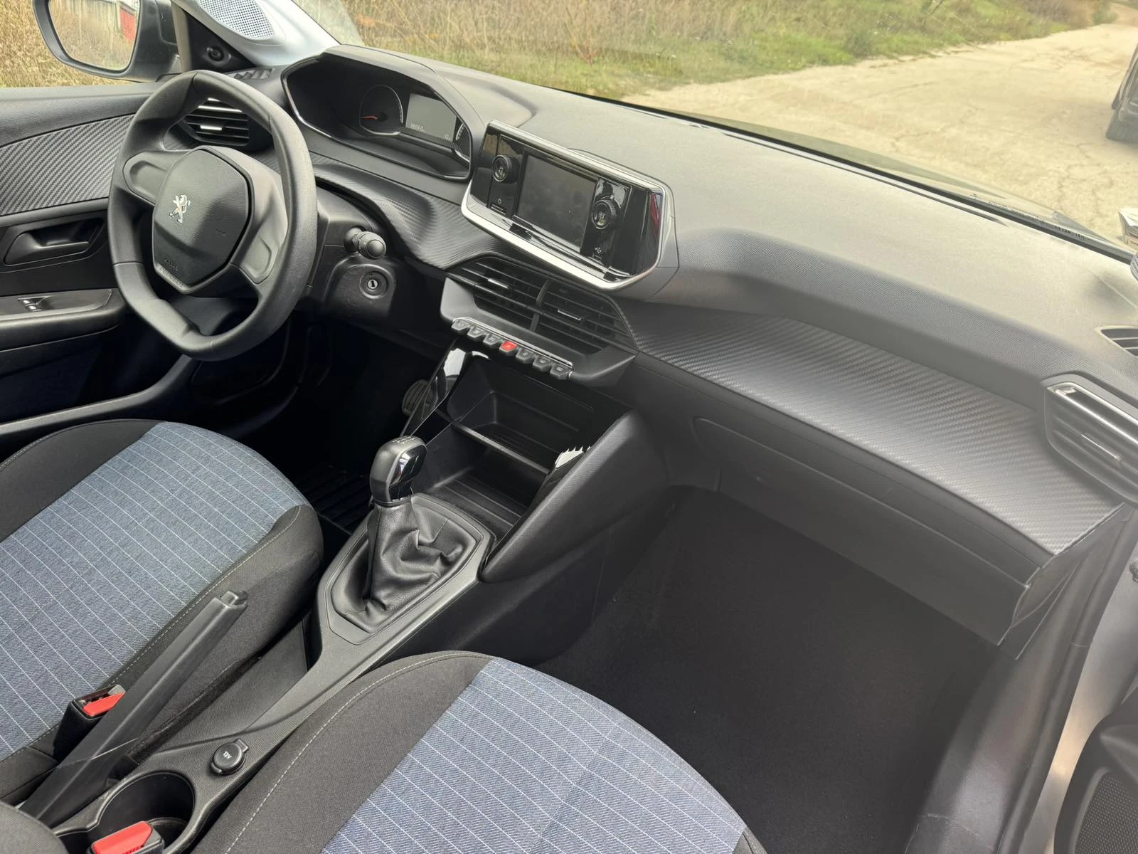 Peugeot 208 1.2 | Mobile.bg   13