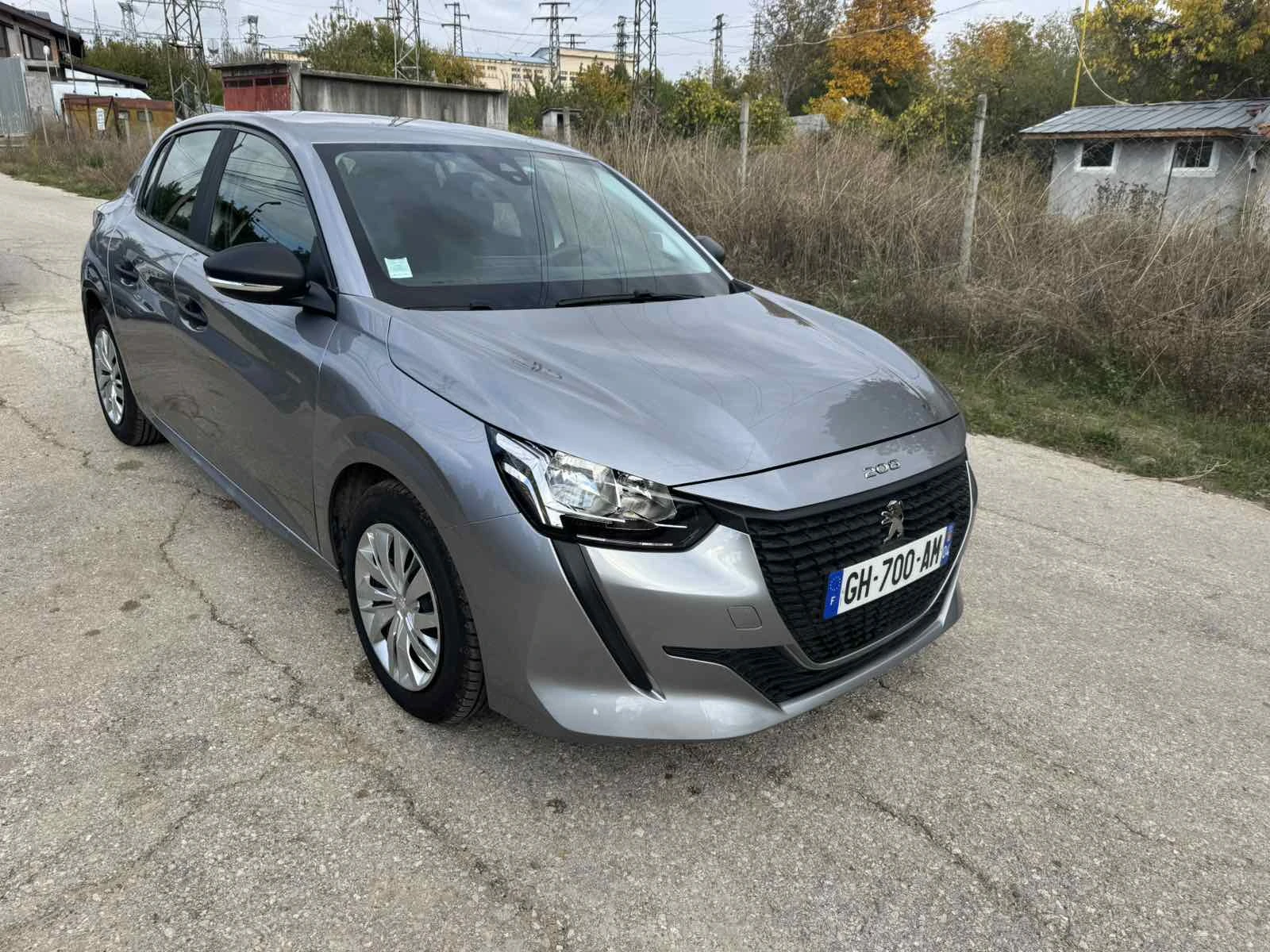 Peugeot 208 1.2 - изображение 3