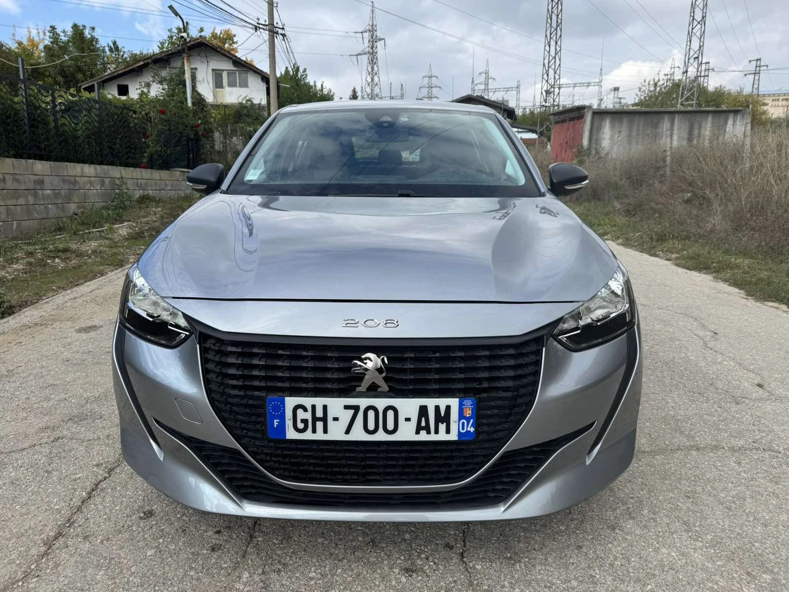 Peugeot 208 1.2 - изображение 2