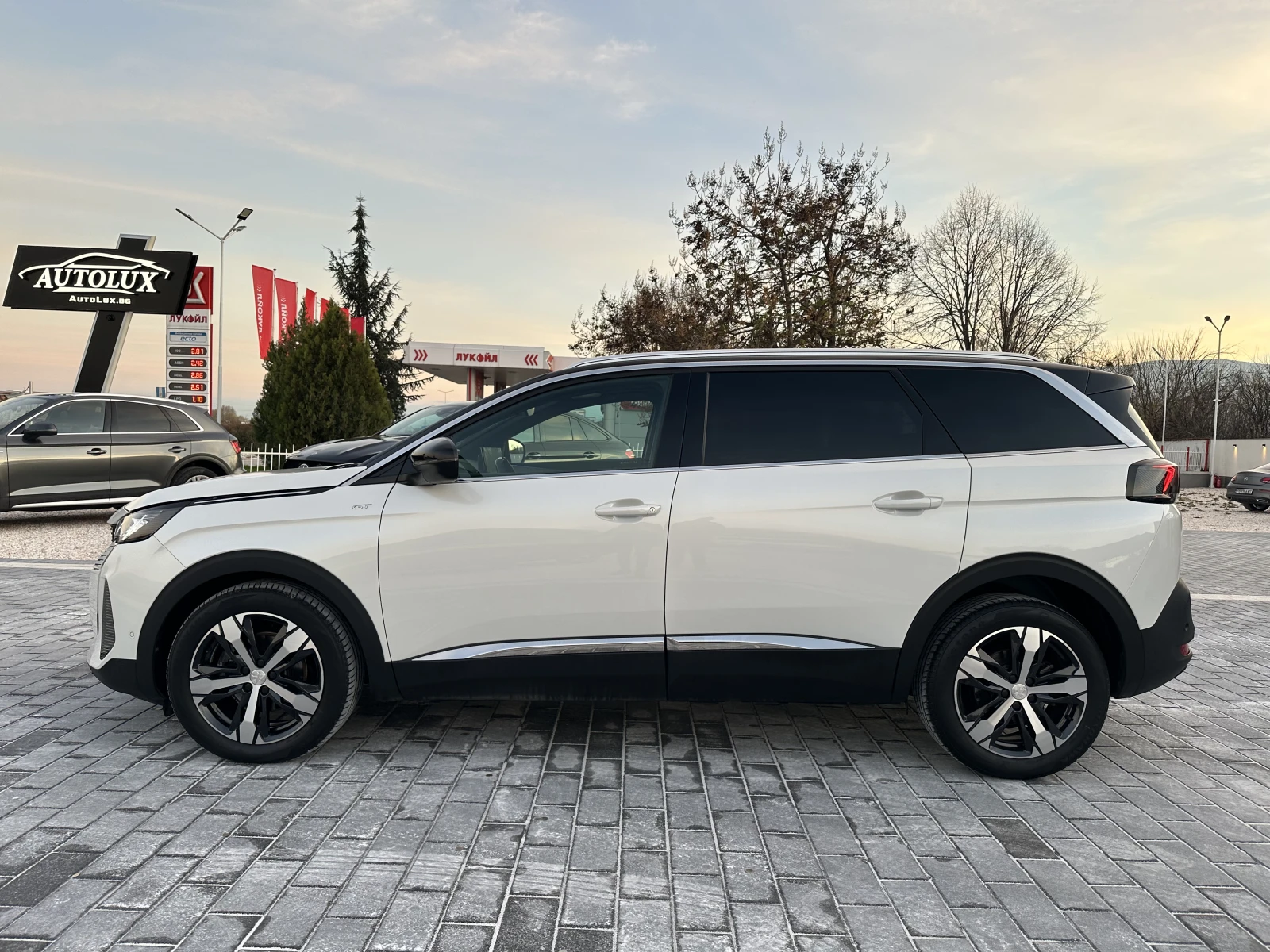 Peugeot 5008 2.0blueHDI 180к.с EAT8 GT LINE FACE S&S 7-МЕСТЕН - изображение 7