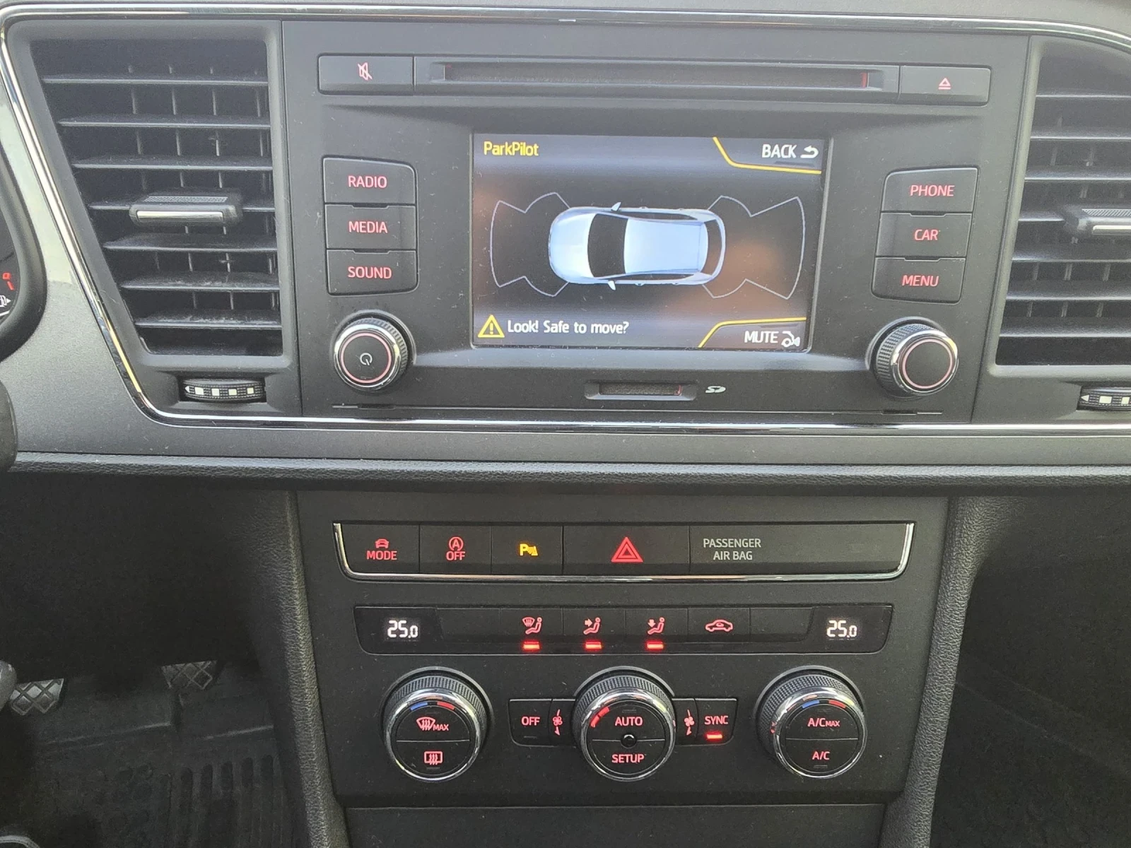 Seat Leon 2.0TDI/FR/LED/������� �������� | Mobile.bg � ����������� 15