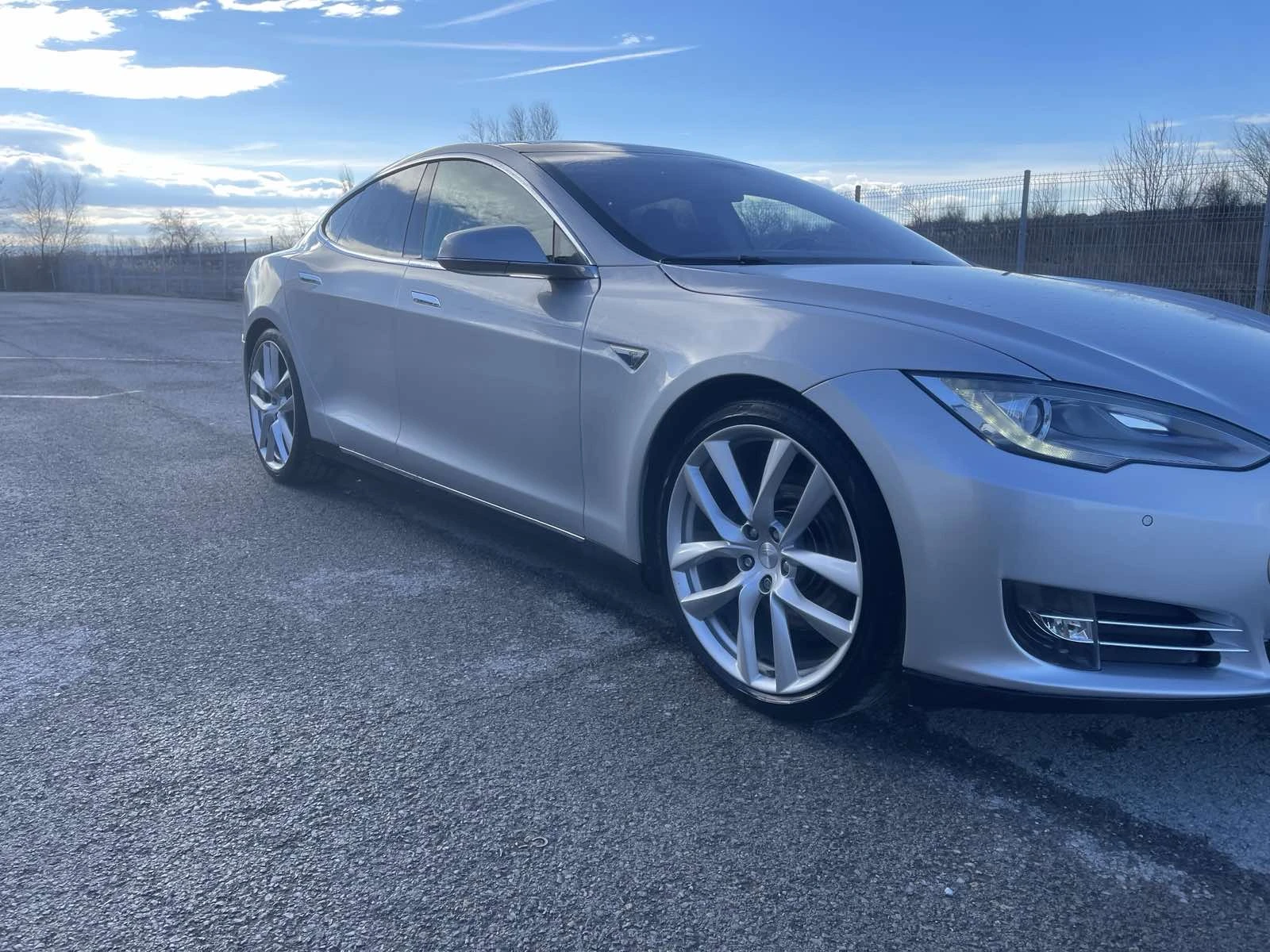 Tesla Model S P85-Performance, Free Supercharging - изображение 8