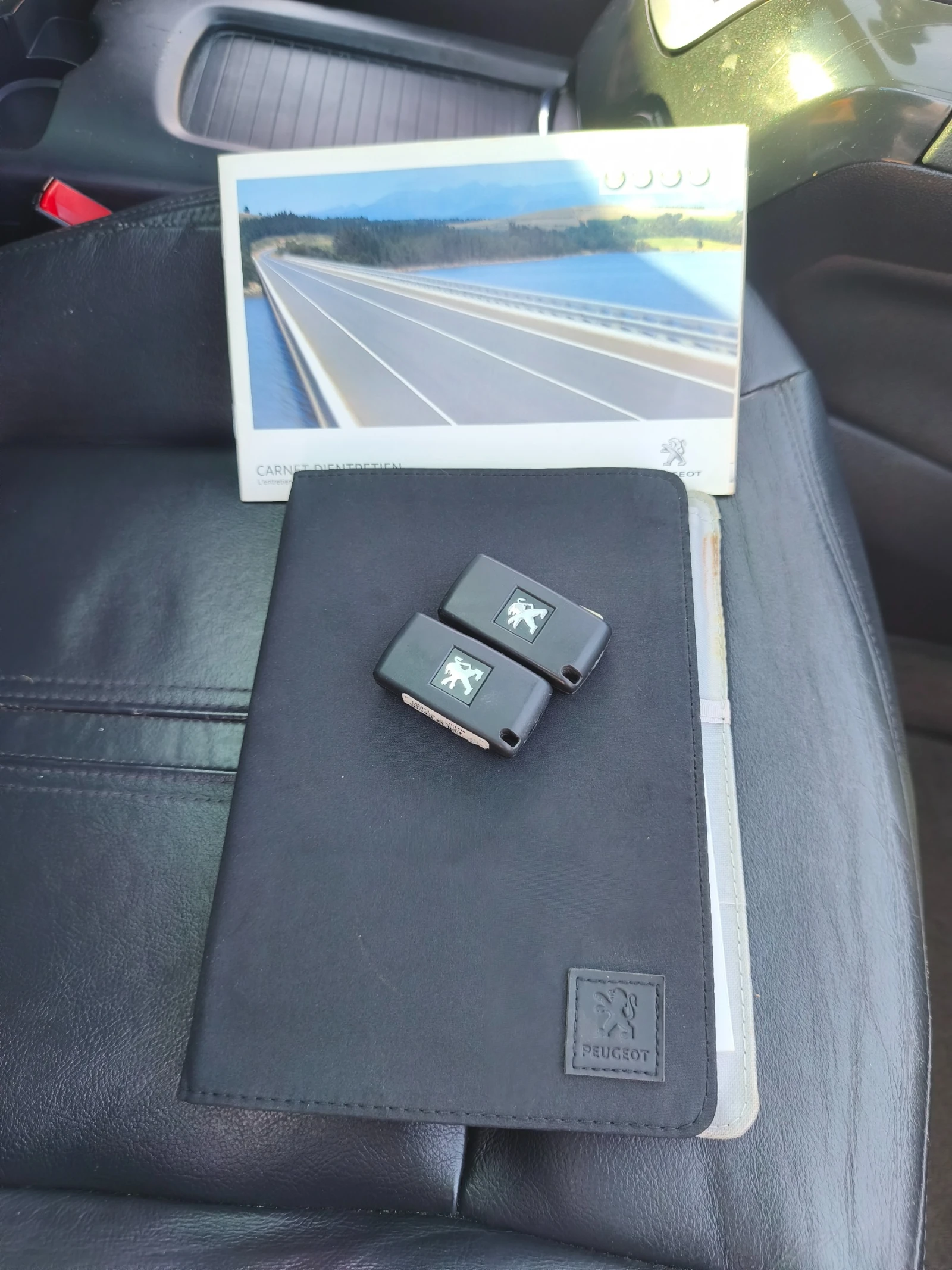 Peugeot 5008 2.0HDI navi Head up, снимка 17 - Автомобили и джипове - 53979998